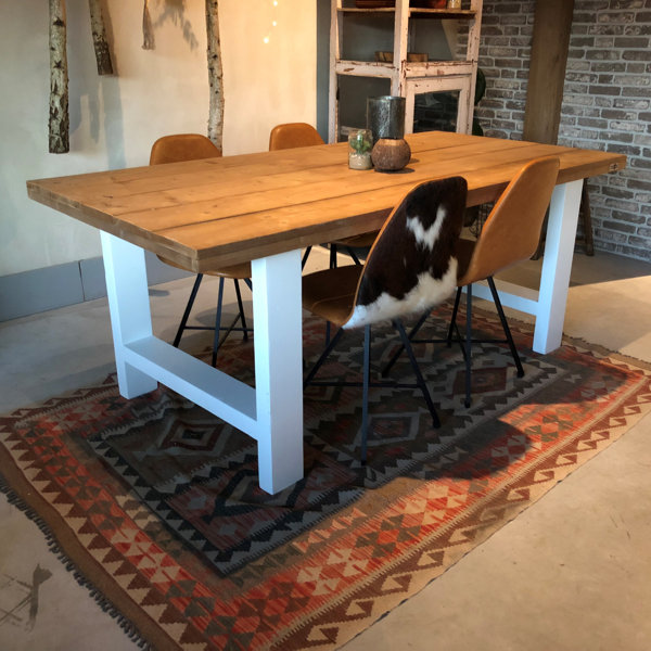 Ebern Designs Esstisch Cecelia aus Holzwerkstoff | Wayfair.de